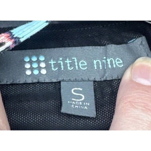 Title Nine Women’s Hillary Sassy Back Sleeveless Dress Aztec Outdoor Travel Sz S - Picture 5 of 7